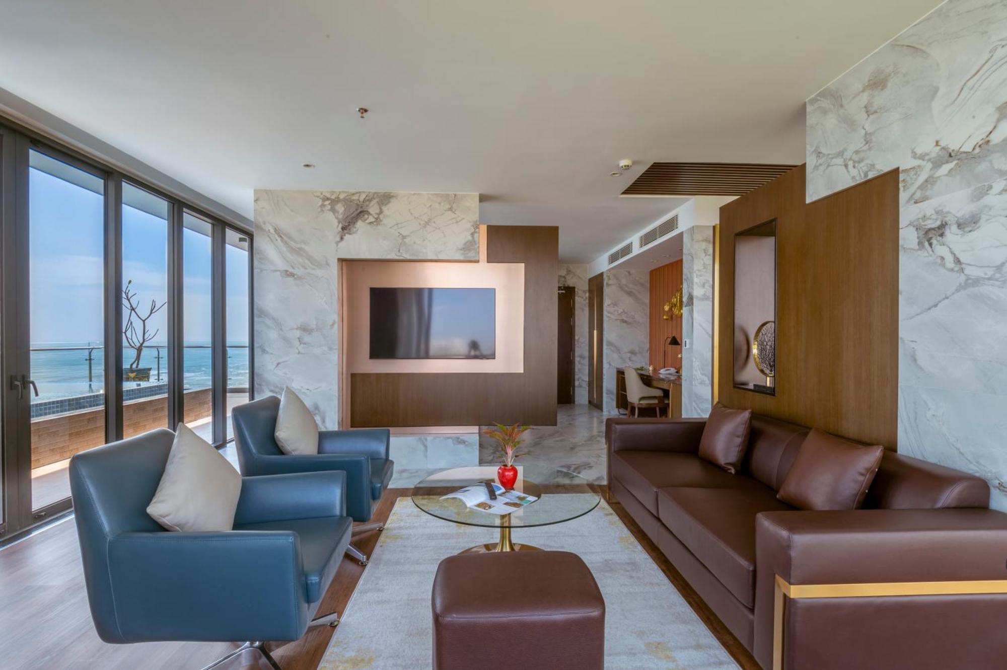 Koi Resort & Residence Da Nang Exterior photo